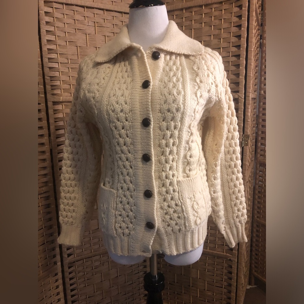Vintage- Never been worn! Blarney Woolen Mills Cable Knit Cardigan
